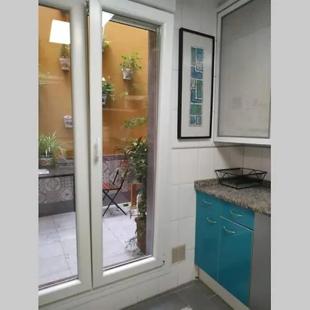 En Cimadevilla Junto Al Puerto Deportivo Apartament