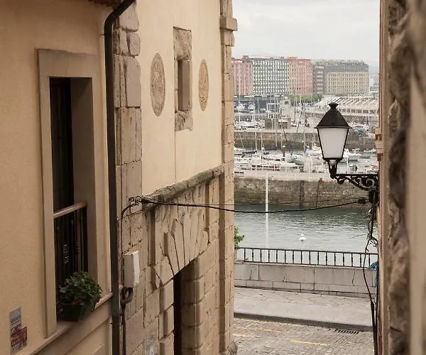 En Cimadevilla Junto Al Puerto Deportivo Apartament *