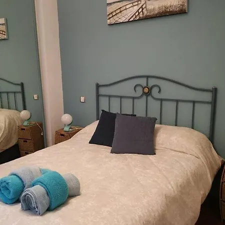 Apartment En Cimadevilla Junto Al Puerto Deportivo *