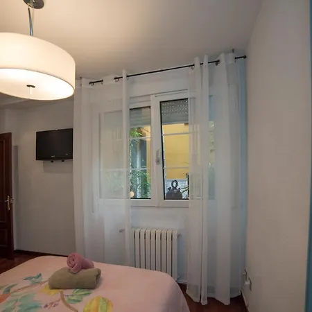 Apartment En Cimadevilla Junto Al Puerto Deportivo