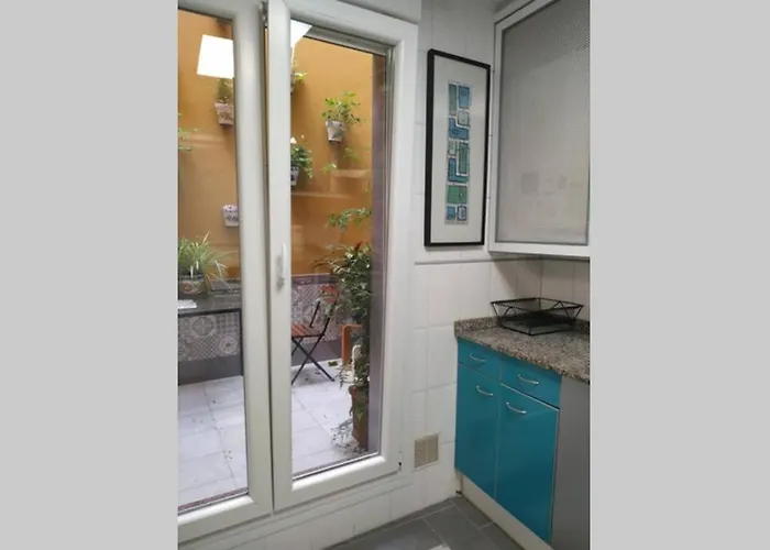 En Cimadevilla Junto Al Puerto Deportivo Lejlighed