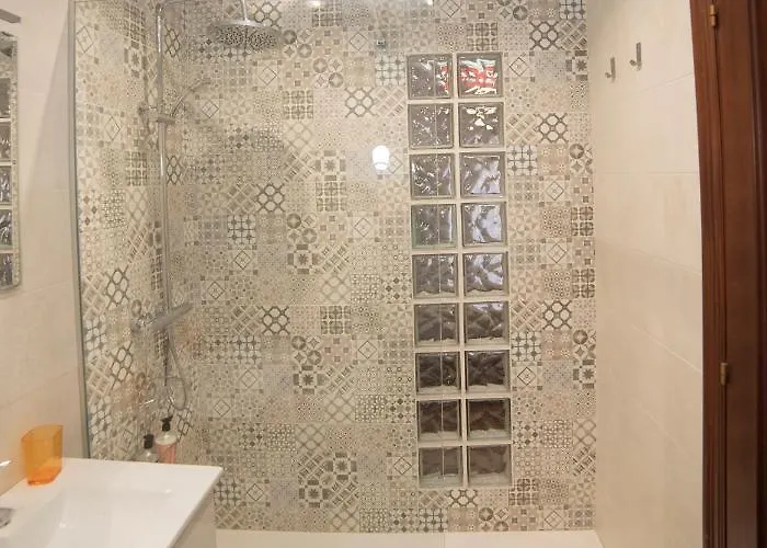 En Cimadevilla Junto Al Puerto Deportivo Lejlighed